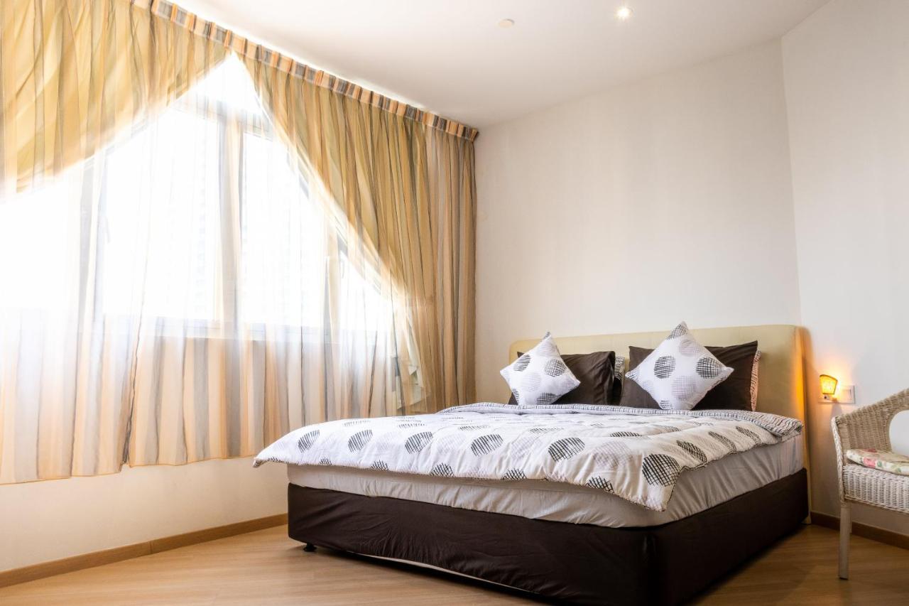 Rosebury Studio Suite By D Imperio Homestay George Town Bagian luar foto